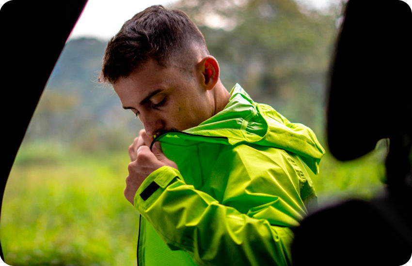 jaqueta impermeável masculina verde